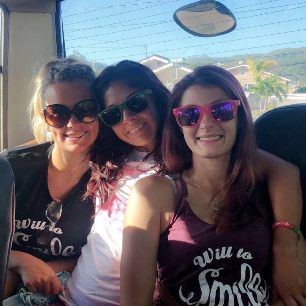 Volunteers on the way to a clinic day